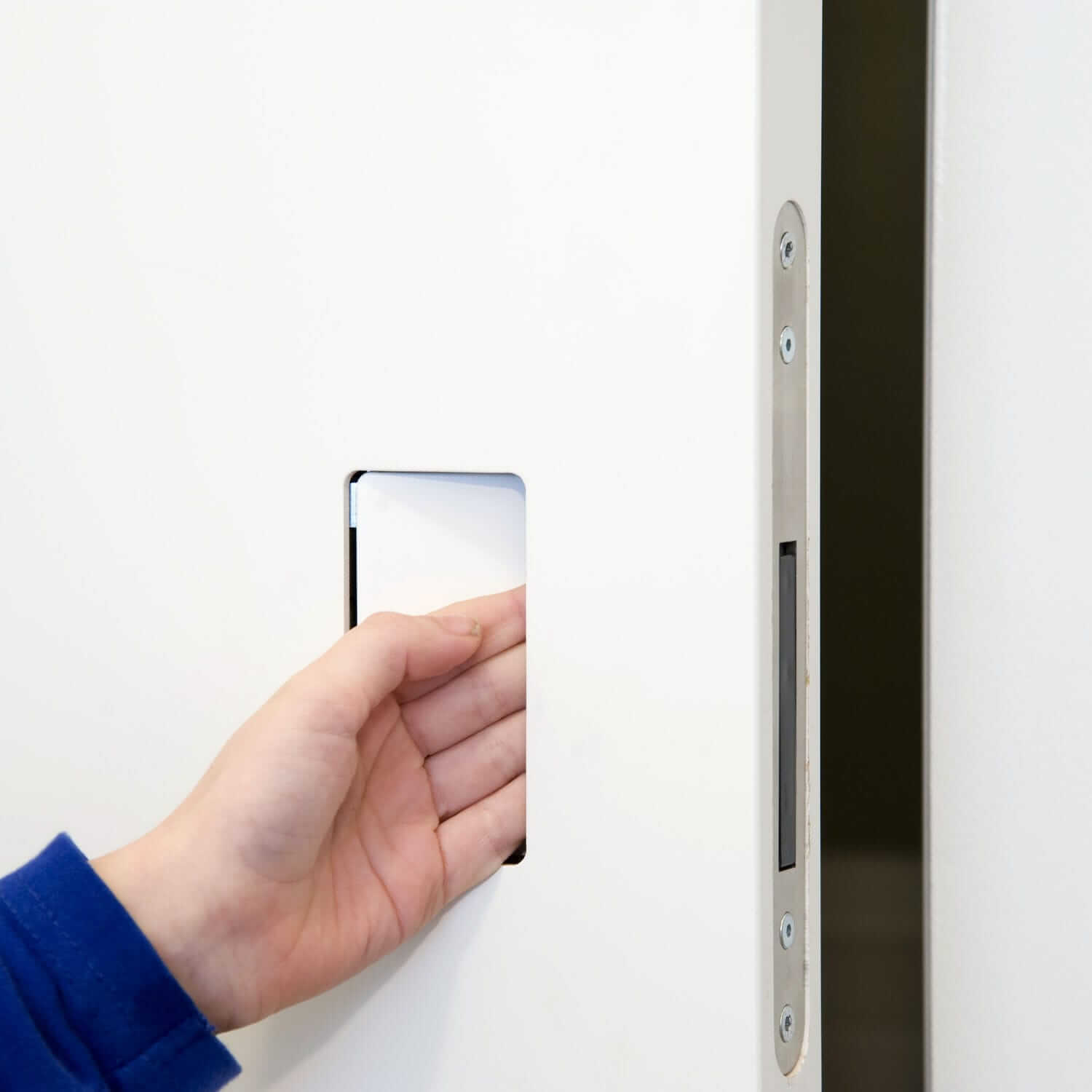 POCKET – Portes coulissantes escamotables.